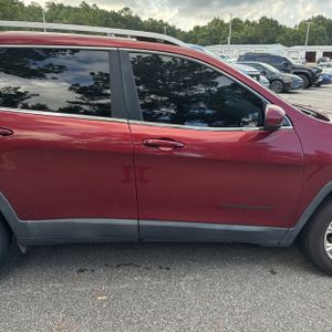 2019 JEEP CHEROKEE LATITUDE PLUS — миниатюра 11