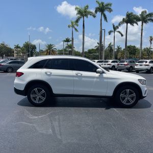 2022 Mercedes-BENZ GLC photo 10