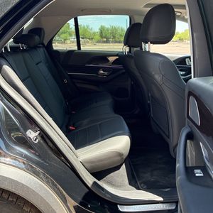2025 Mercedes-BENZ GLE — миниатюра 39