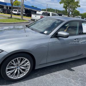BMW 3 SERIES 330I - 2