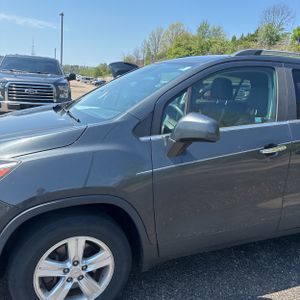 CHEVROLET TRAX LT - 2