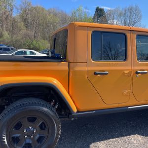 JEEP GLADIATOR MOJAVE - 9