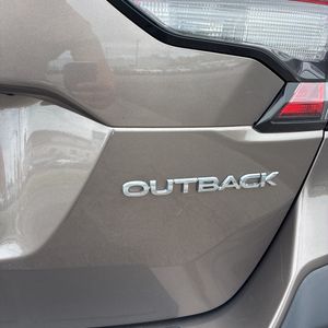 2021 Subaru OUTBACK PREMIUM — миниатюра 23