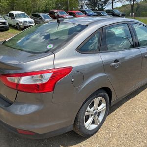 FORD FOCUS SE - 9