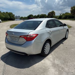 2019 Toyota COROLLA LE 照片 8