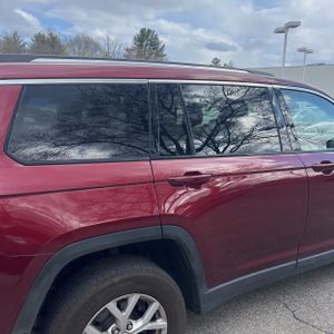 JEEP GRAND CHEROKEE L LIMITED - 9