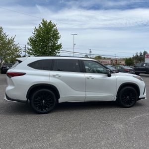 TOYOTA HIGHLANDER - 10