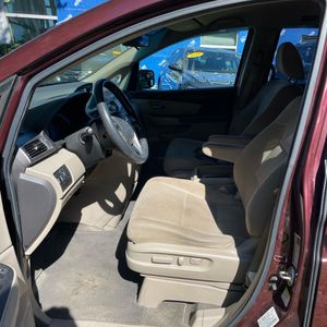 صورة 31 لـ 2013 Honda ODYSSEY EX