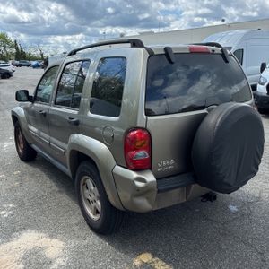 JEEP LIBERTY SPORT - 4