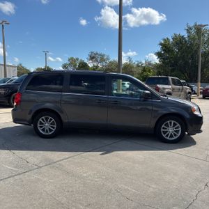 DODGE GRAND CARAVAN SXT - 10