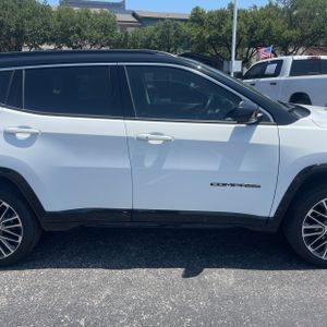 2022 JEEP COMPASS LIMITED — миниатюра 11