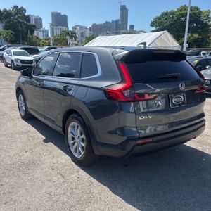 صورة 5 لـ 2025 Honda CR-V EX-L