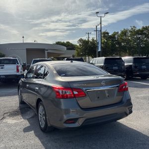 2016 Nissan SENTRA SV photo 5