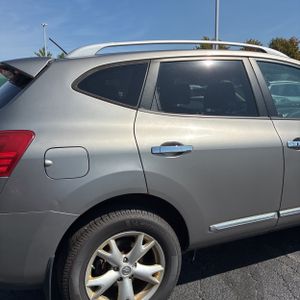2011 Nissan ROGUE SV photo 9