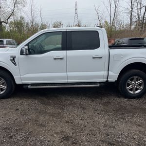 FORD F-150 XLT - 4
