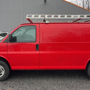 CHEVROLET EXPRESS 2500 - 4