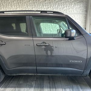 2018 JEEP RENEGADE LATITUDE 照片 9