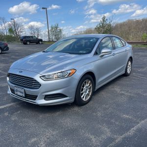 FORD FUSION SE - 1