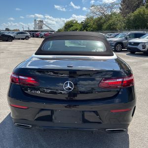 MERCEDES-BENZ E-CLASS - 7