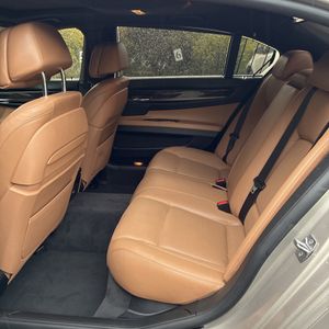 صورة مصغرة 34 لـ 2015 BMW 750LI