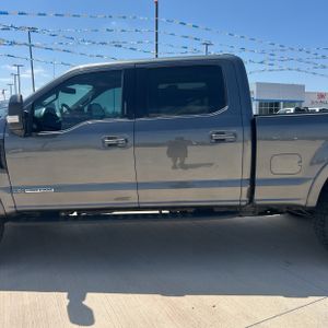 FORD F-250 SUPER DUTY LARIAT - 4