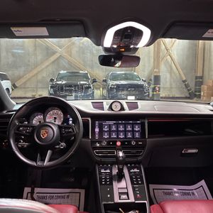 2023 Porsche MACAN T — миниатюра 37