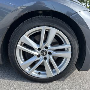 صورة مصغرة 20 لـ 2025 Lexus IS 300 BASE