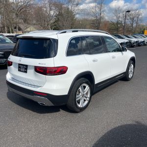 Mercedes-Benz GLB 250 4MATIC - 8