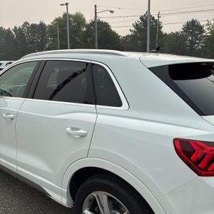 صورة 6 لـ 2023 AUDI Q3 QUATTRO S LINE PREM PLUS 45 TFSI
