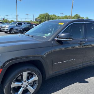 JEEP GRAND CHEROKEE L LIMITED - 2