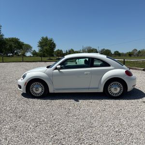 VOLKSWAGEN BEETLE 2.5L PZEV - 3