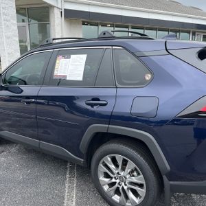 2025 Toyota RAV4 XLE PREMIUM 照片 6