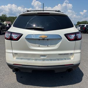 2014 Chevrolet TRAVERSE LTZ photo 7