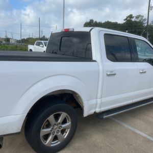 صورة 9 لـ 2019 FORD F-150 XLT