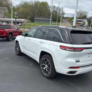 JEEP GRAND CHEROKEE SUMMIT RESERVE - 5