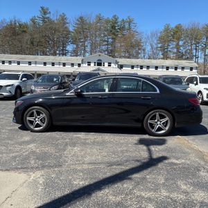 MERCEDES-BENZ E-CLASS - 3