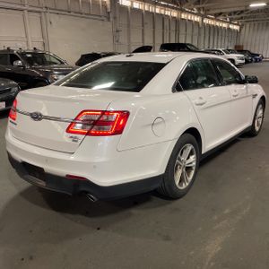 FORD TAURUS SEL - 8