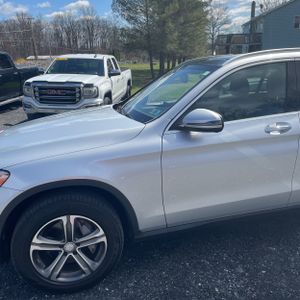 MERCEDES-BENZ GLC - 2