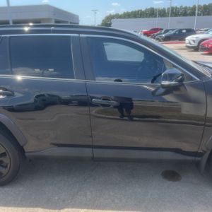 صورة 11 لـ 2023 Toyota RAV4 XLE PREMIUM