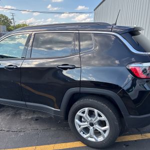 2025 JEEP COMPASS LATITUDE — фото 6