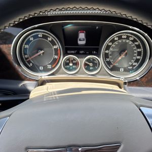 2014 Bentley FLYING SPUR BASE 缩略图 41