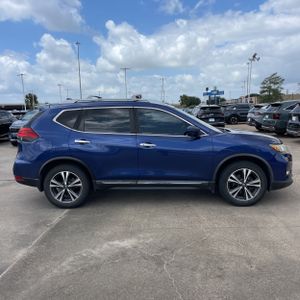 NISSAN ROGUE SV - 10