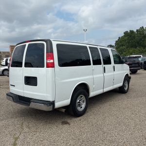 2019 Chevrolet EXPRESS LT 2500 — фото 8