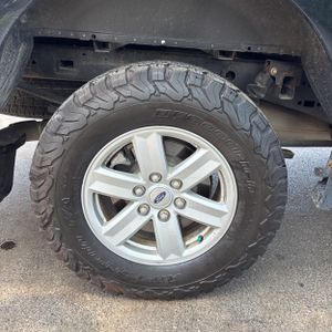 2023 FORD F-150 XLT thumbnail 19