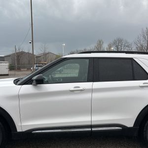 FORD EXPLORER XLT - 4