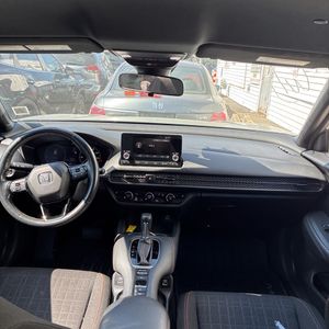 صورة 33 لـ 2023 Honda HR-V SPORT
