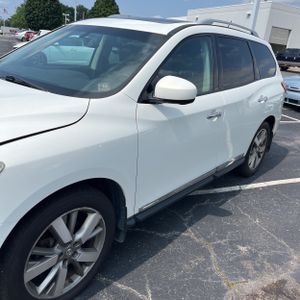 2014 Nissan PATHFINDER PLATINUM 照片 2