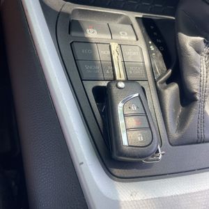 2024 Toyota RAV4 LE 缩略图 54