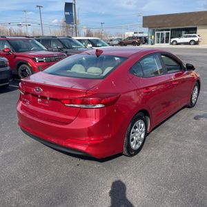 HYUNDAI ELANTRA SE - 8