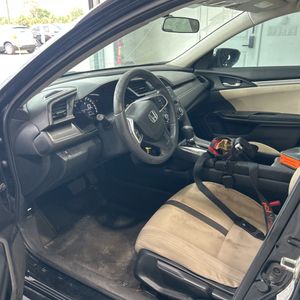 صورة مصغرة 29 لـ 2016 Honda CIVIC LX